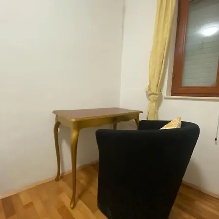 Sugar House * باغ