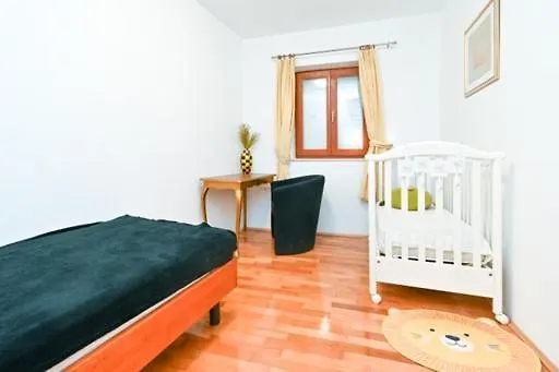 Sugar House Дом отдыха Паг